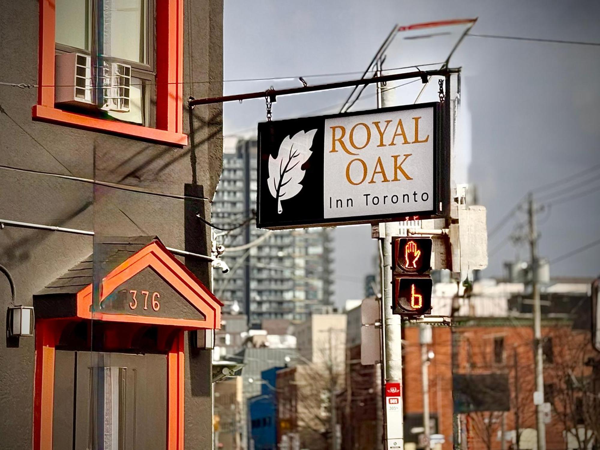 Royal Oak Inn Торонто Экстерьер фото