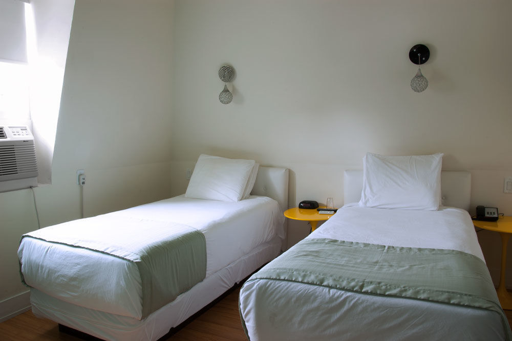 Royal Oak Inn Торонто Экстерьер фото