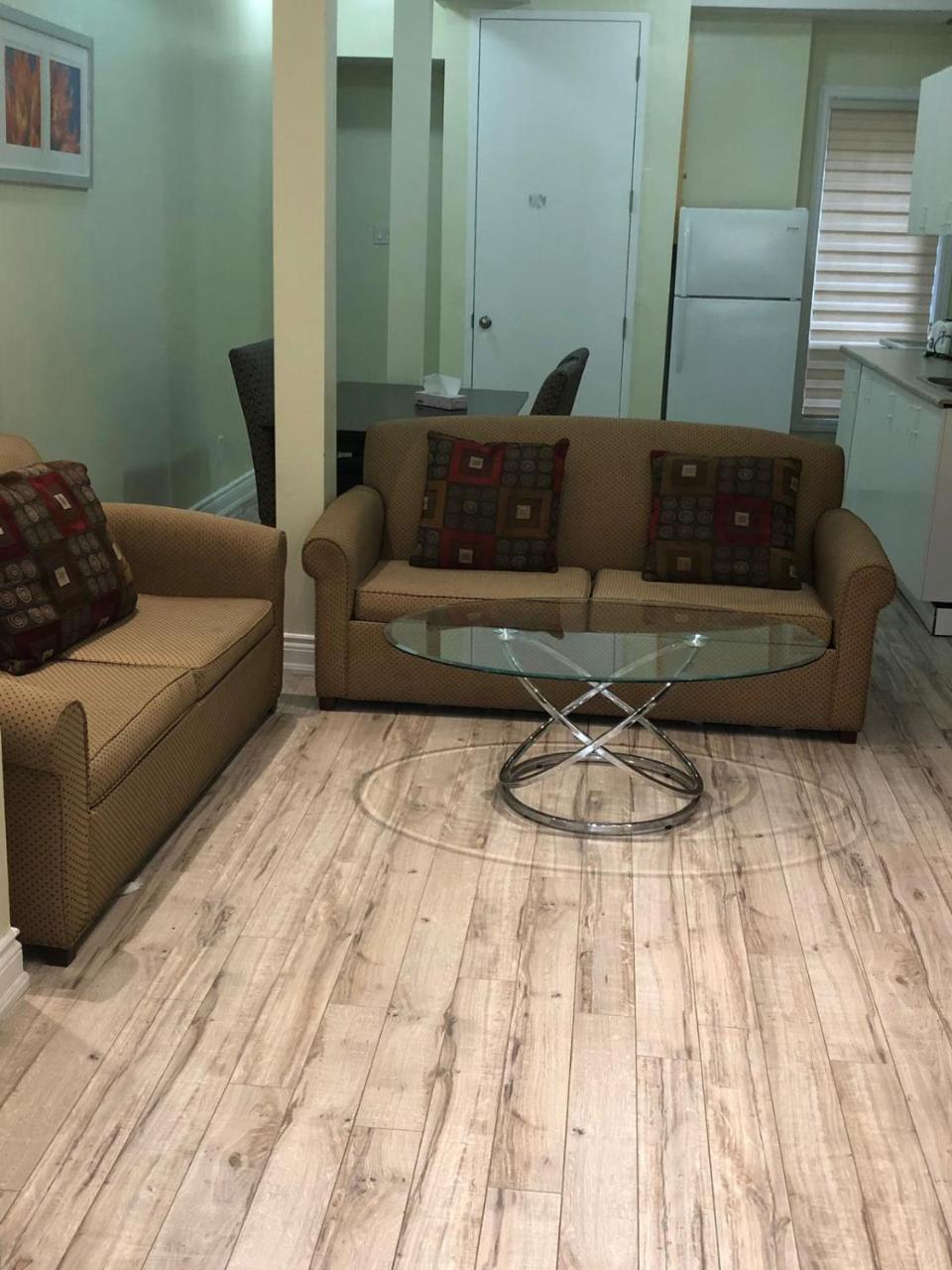 Royal Oak Inn Торонто Экстерьер фото